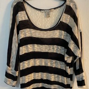 White and black stripe long sleeve